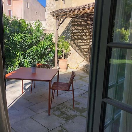 La Chapelle Sur La Sorgue Acomodação com café da manhã LʼIsle-sur-la-Sorgue Exterior foto