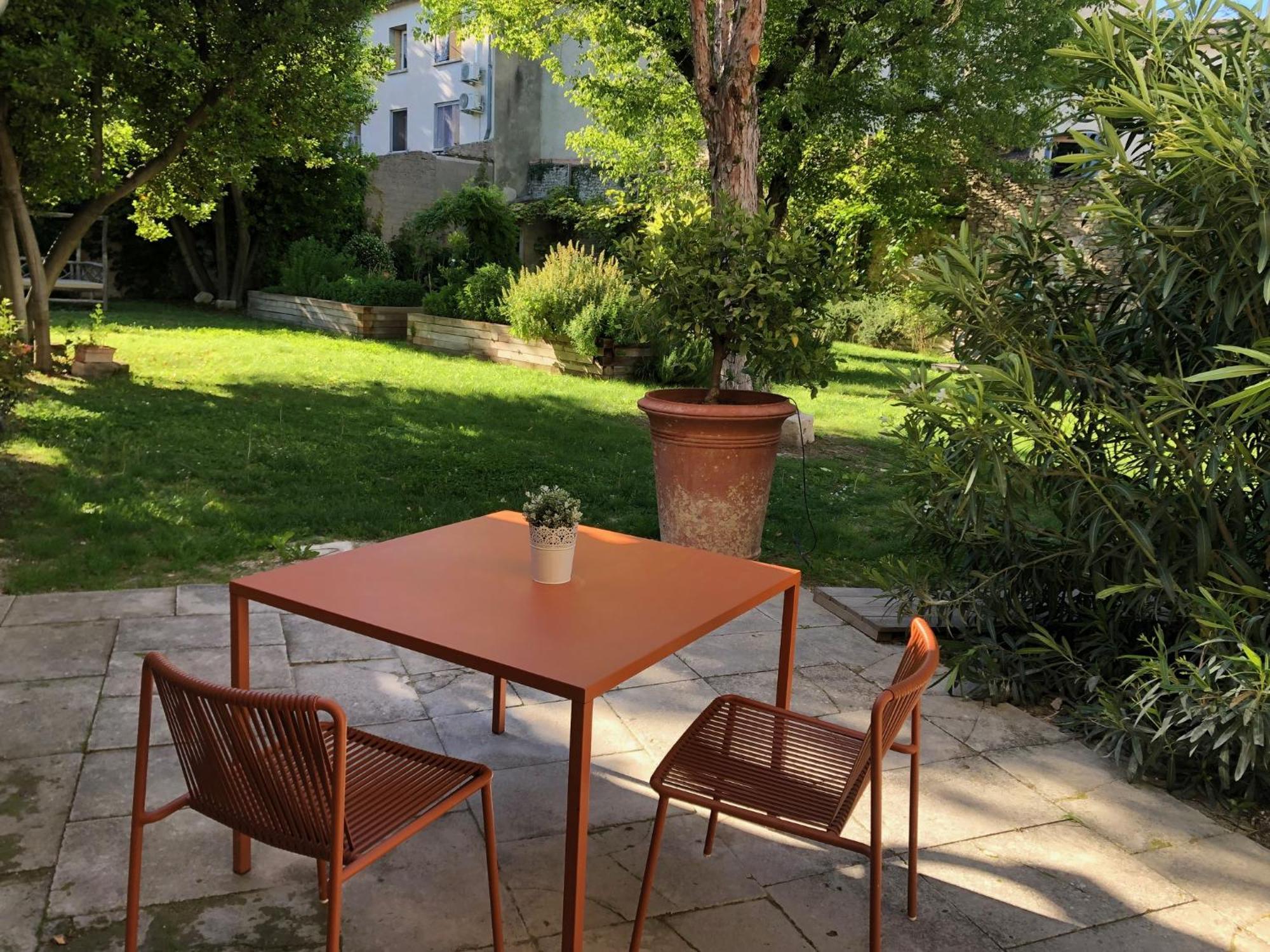 La Chapelle Sur La Sorgue Acomodação com café da manhã LʼIsle-sur-la-Sorgue Exterior foto